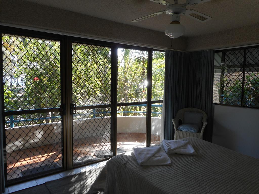 Placid Waters Holiday Apartments Bongaree Dış mekan fotoğraf